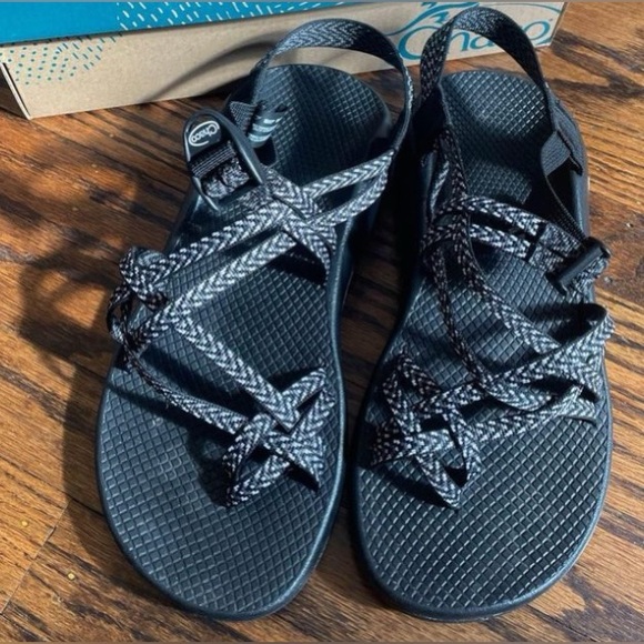Women’s ZX2 Classic Boost Chacos, black- size 10W - Picture 5 of 5